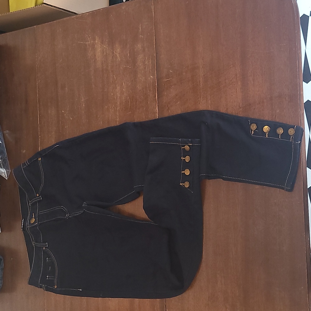 Denium Size 6 blue Jean's, Button ankle